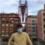 Prioritariamente imparto clases particulares a estudiantes de primaria y ESO. Doy un apoyo personalizado en función de las necesidades del estudiante